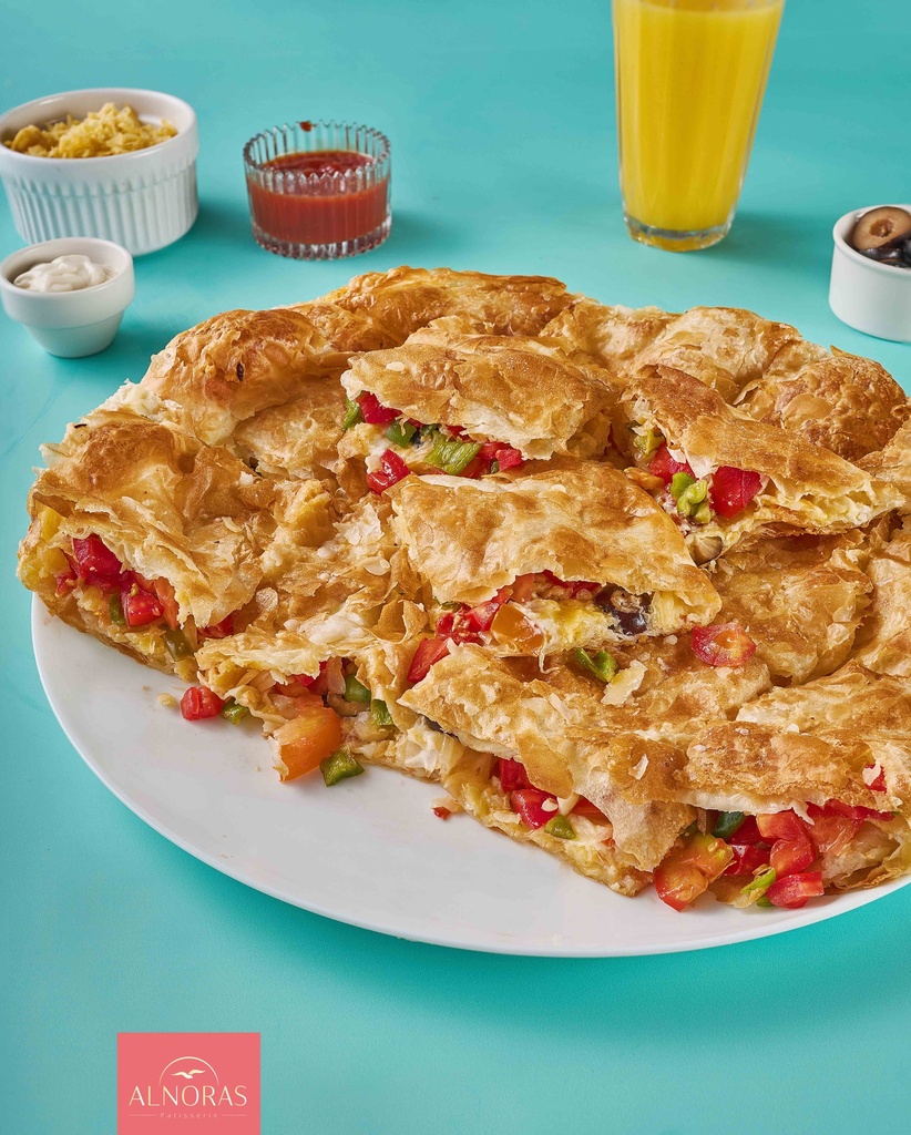 فطيرة رومي حشو داخلي خضروات